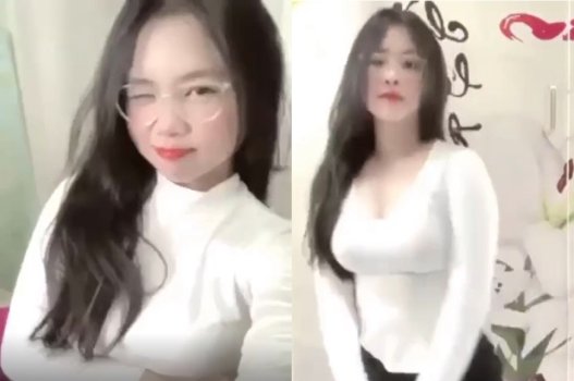 Cặp vú to hơn cả mẹ của nữ sinh cấp 3